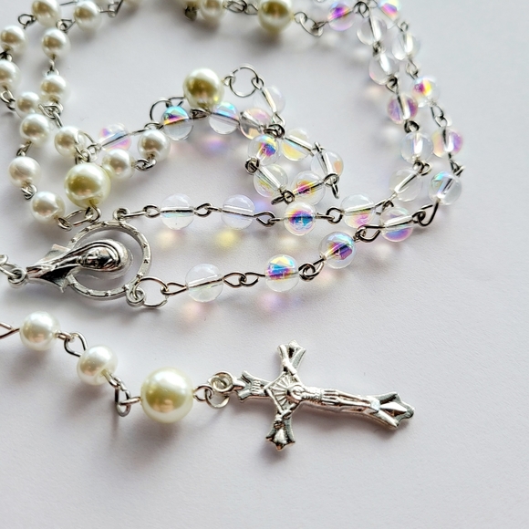 Handmade pearl, opalite rosary - Picture 2 of 2